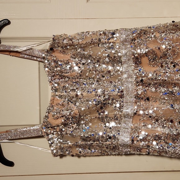 Bronx and Banco Dress - Picture 5 of 16